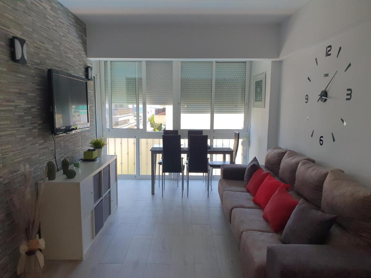 טורמולינוס Apartamento Primera Linea De Playa מראה חיצוני תמונה