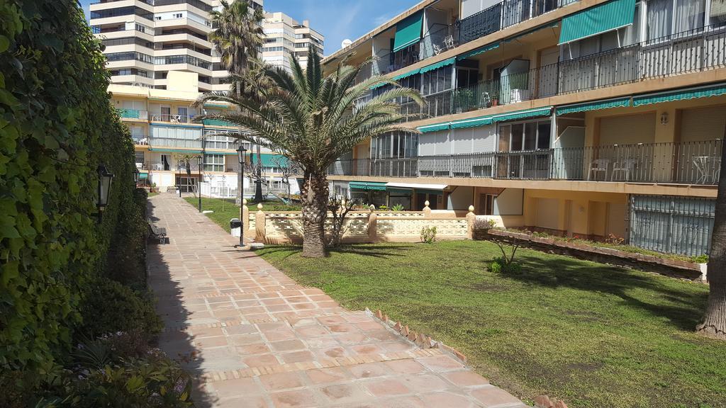טורמולינוס Apartamento Primera Linea De Playa מראה חיצוני תמונה